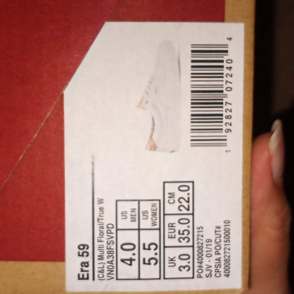 Vans - Picture 5 of 5